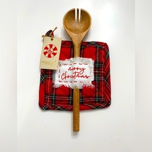 Merry Christmas Red Tartan Plaid Festive Holiday Potholder Wooden Spoon Set